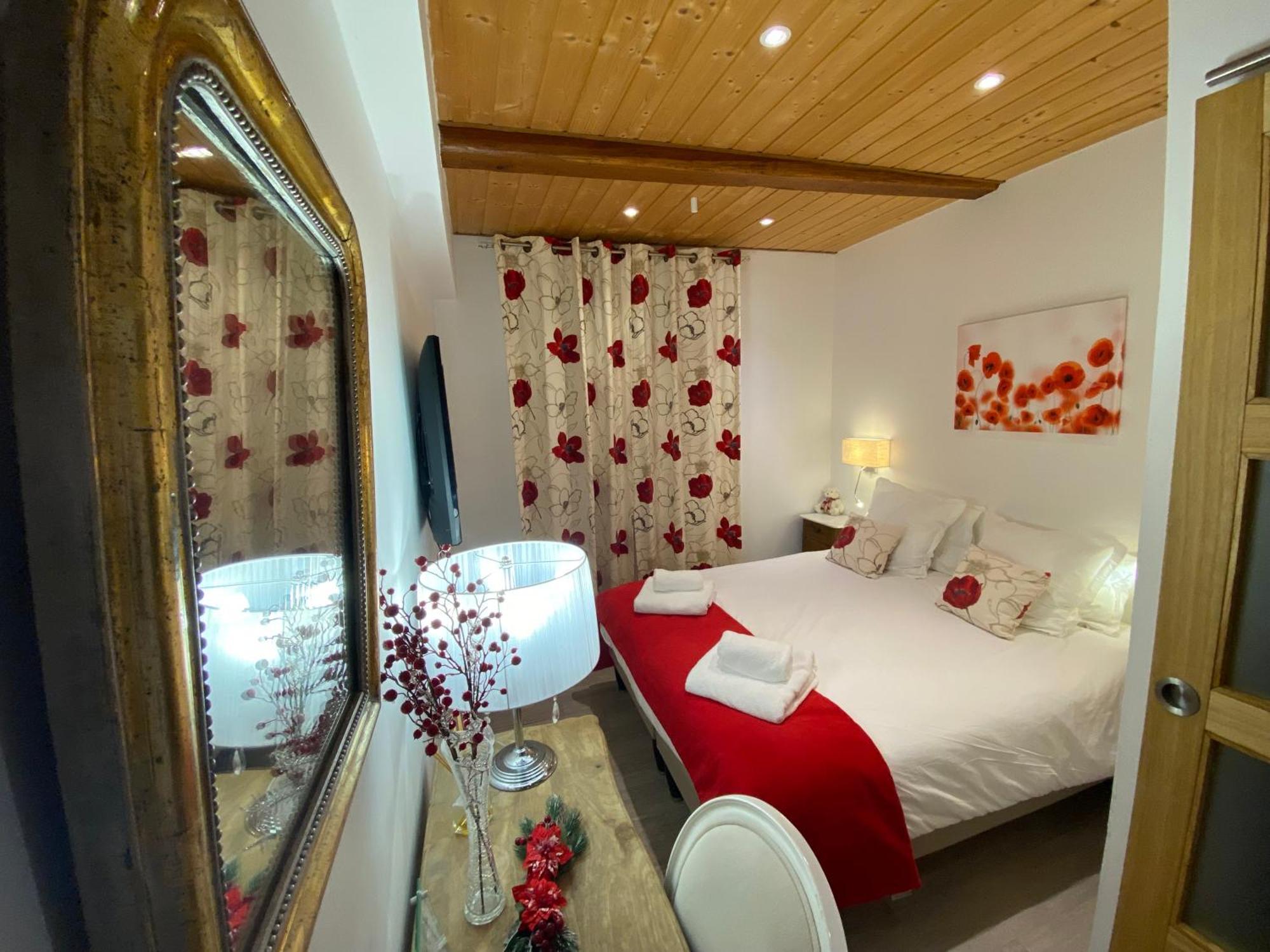 Relais Des Alpes Hotel Guillaumes Ngoại thất bức ảnh